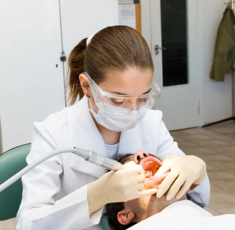 dentist-performing-oral-sedation-procedure